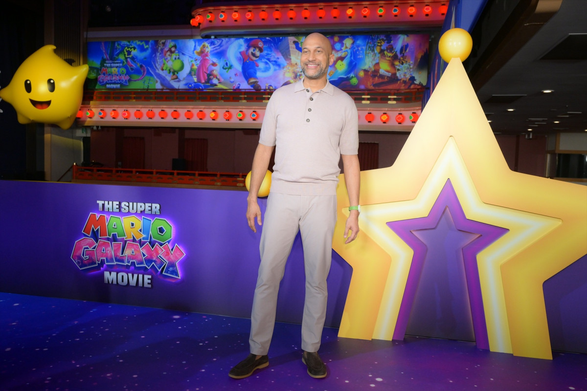 “ピーチ姫”アニャ・テイラー＝ジョイは桜モチーフのドレス　京都で『ザ・スーパーマリオギャラクシー・ムービー』ワールドプレミア開催