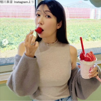 穂川果音、ソロショット　※「穂川果音」Instagram