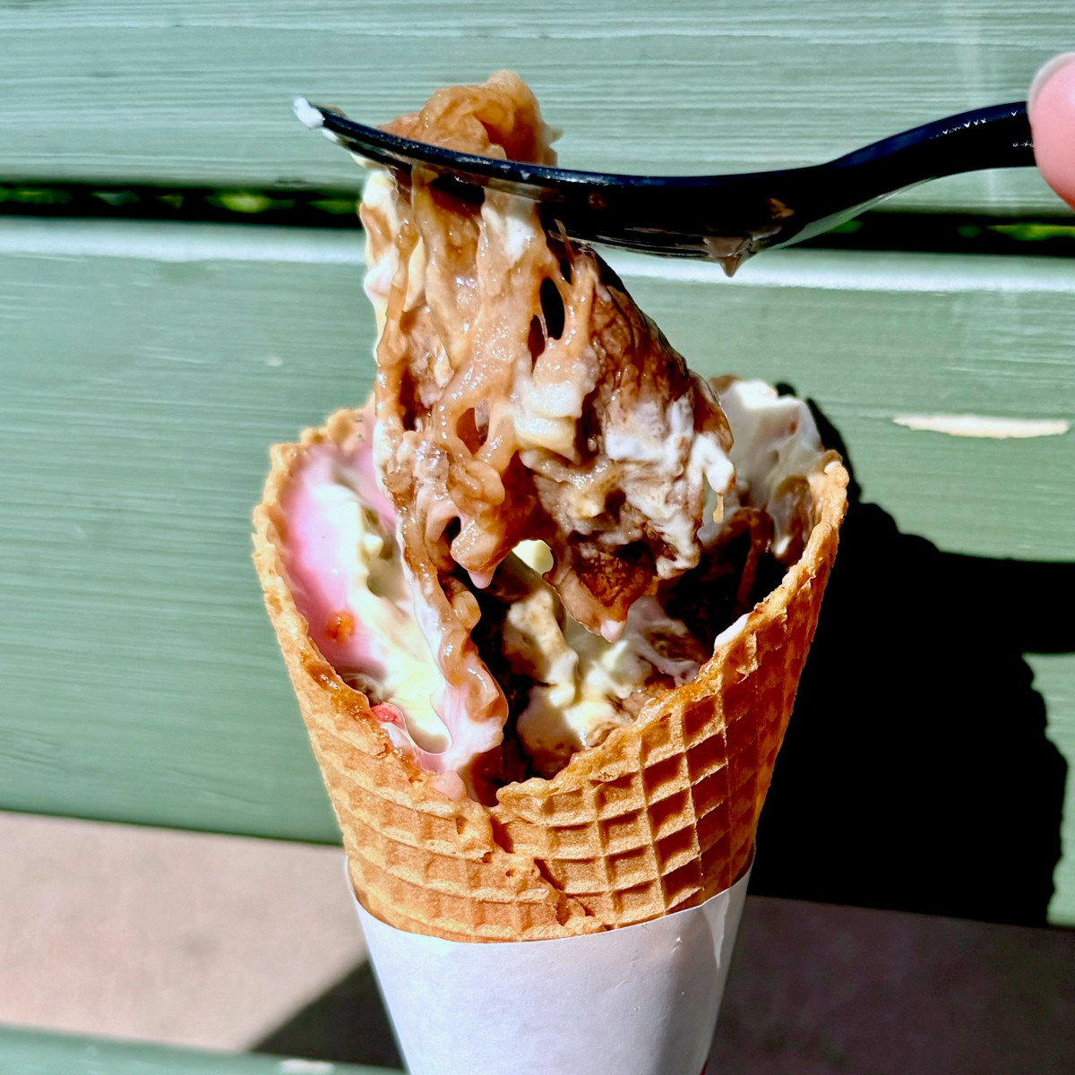 20260309_牛カルビコーン（アボカドマヨネーズ＆マッシュポテト）