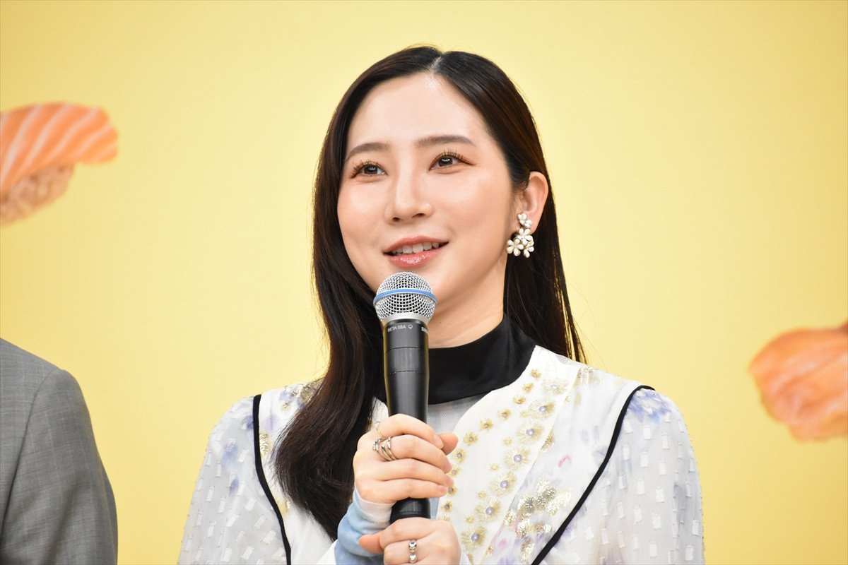 永作博美＆松山ケンイチ、マグロ解体ショーに大興奮！　18年ぶり共演に松山はラブシーン熱望!?　