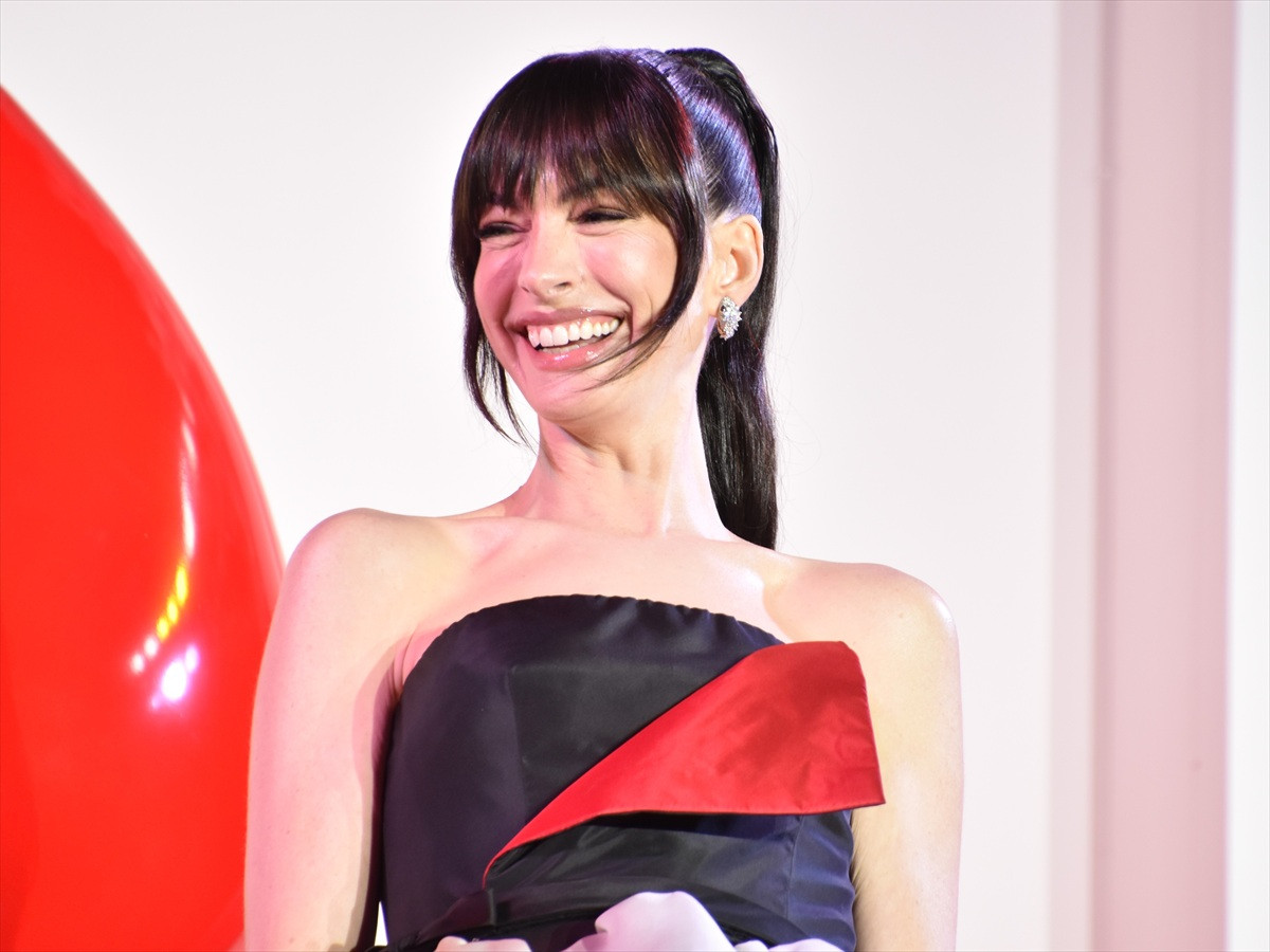 アン・ハサウェイ＆メリル・ストリープ、美スタイル＆神対応で魅了　奇跡の2ショット来日を振り返り