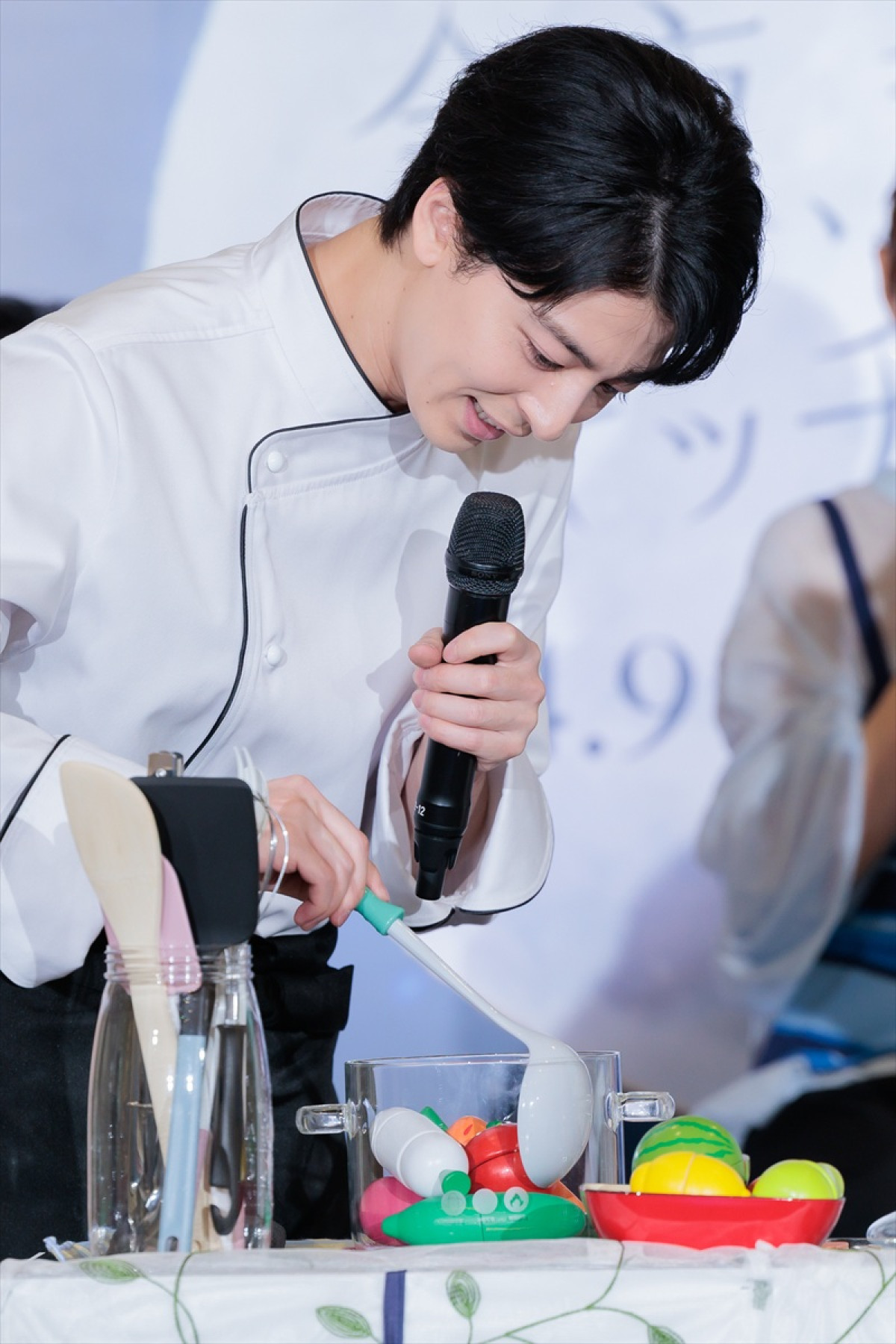 木南晴夏、高杉真宙は「意外と笑いをとりたいタイプ」　スカイダイビングを拒絶するも「みんなが笑ってくれるんだったら…」