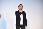 映画『脛擦りの森』公開初日舞台あいさつに出席した渡辺一貴監督