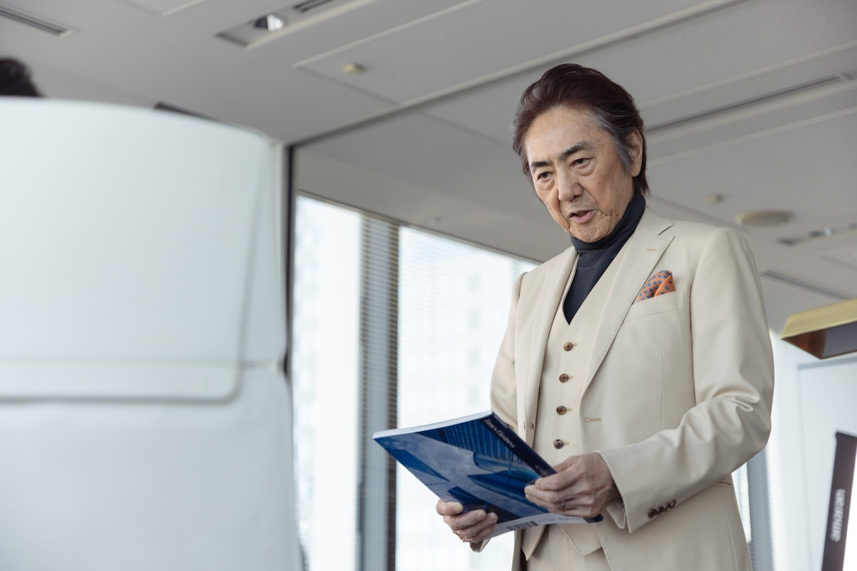 高橋一生が“究極の二役”に挑む！　転生ヒューマンドラマ『リボーン ～最後のヒーロー～』今夜スタート