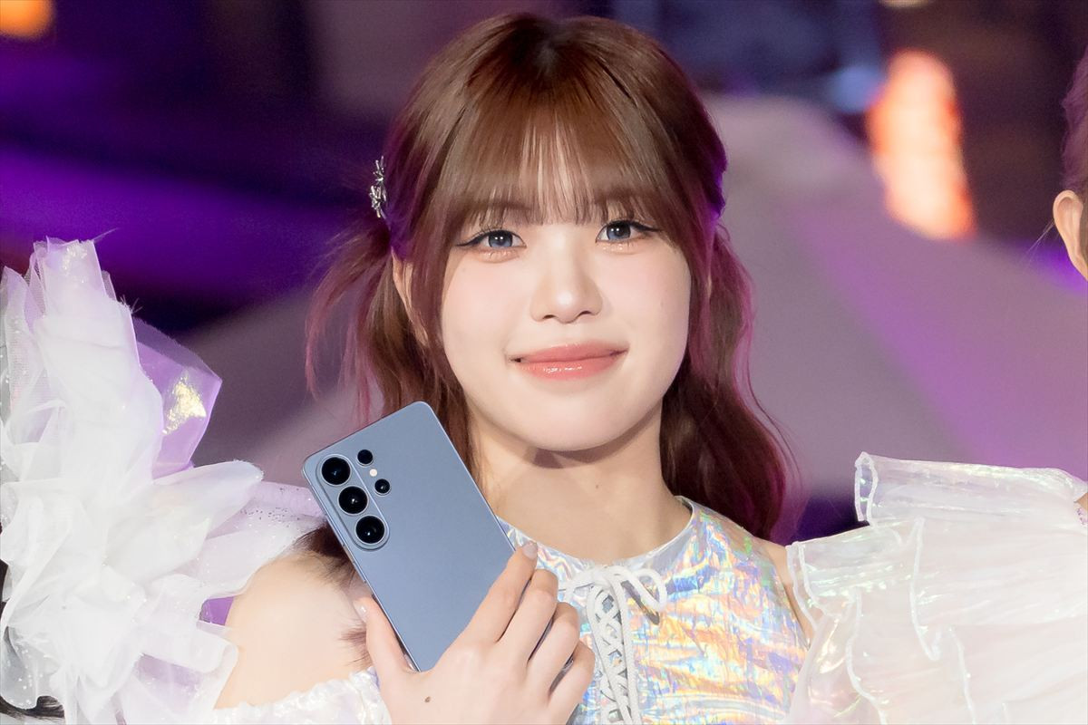 ME：I、光り輝くギャラクシーファッションで赤坂に登場　3年目への意気込み語る「初心を忘れずに」