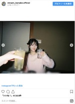浜辺美波、親友とプチ旅行へ　※「浜辺美波」インスタグラム