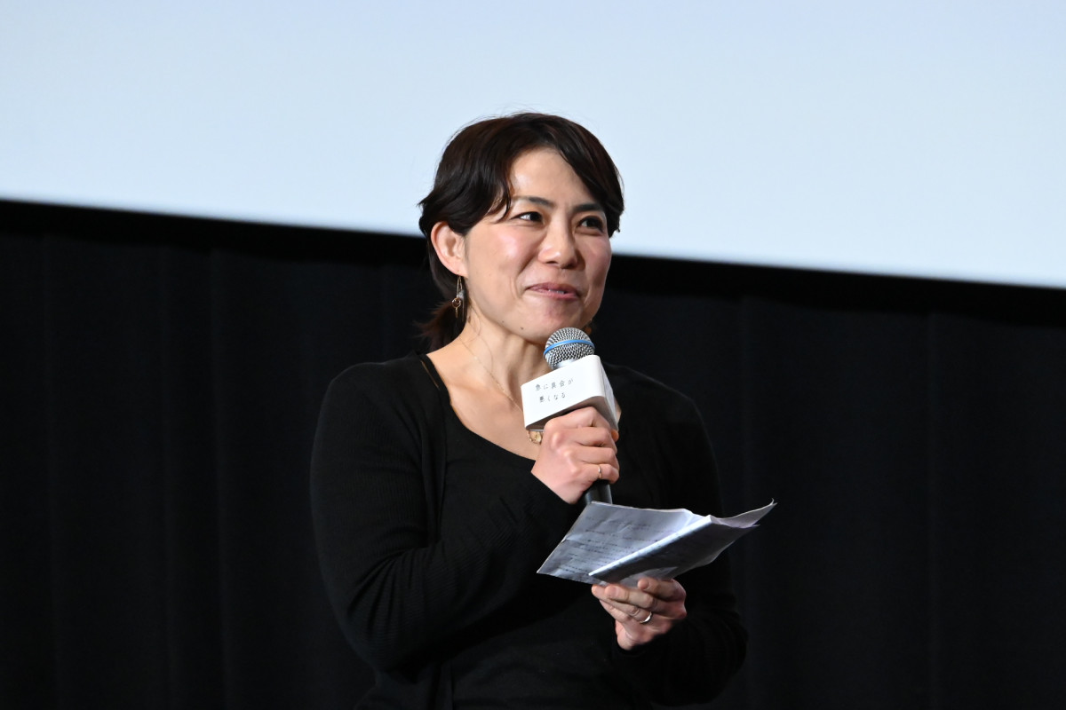 岡本多緒＆ヴィルジニー・エフィラ、カンヌ受賞を日本のファンに生報告　原作者からの言葉に涙