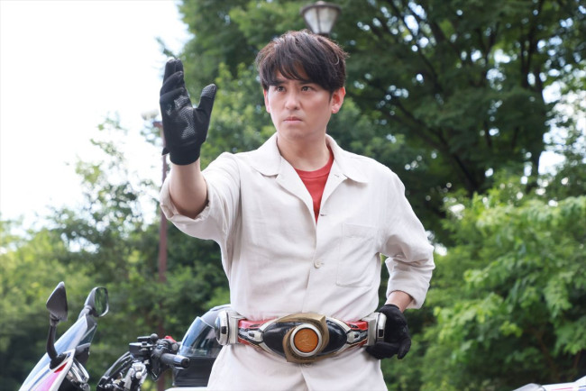 映画『アギトー超能力戦争ー』場面写真