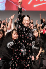浅田真央、映画『Michael／マイケル』スペシャルキッズダンスセッションに登場