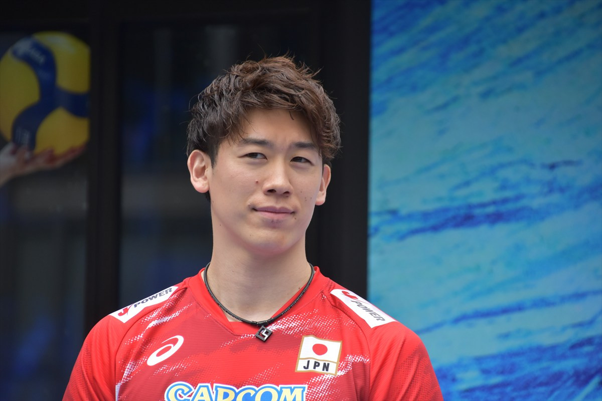 timelesz原嘉孝、石川祐希の強烈スパイクで吹っ飛ぶ！ 「最高の始球式になりました」