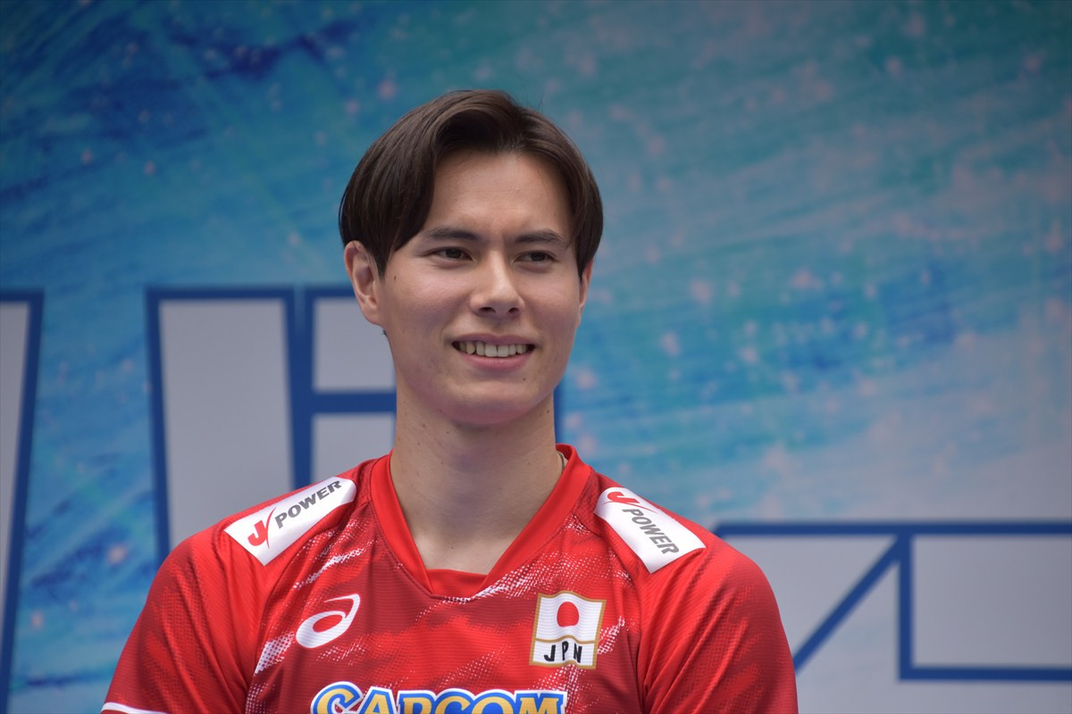 timelesz原嘉孝、石川祐希の強烈スパイクで吹っ飛ぶ！ 「最高の始球式になりました」
