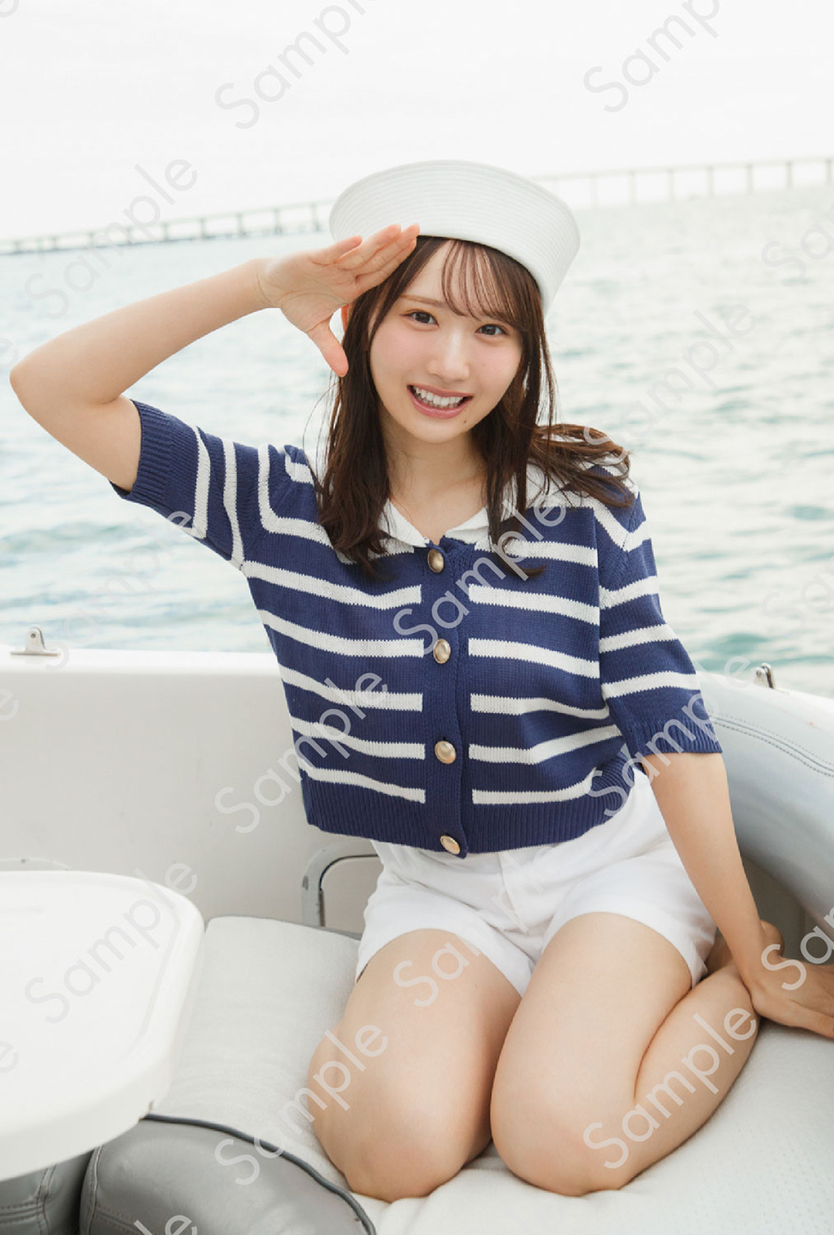 日向坂46藤嶌果歩、プク顔から凛とした表情まで！　1st写真集『果実の歩幅』書店別特典ビジュアル解禁