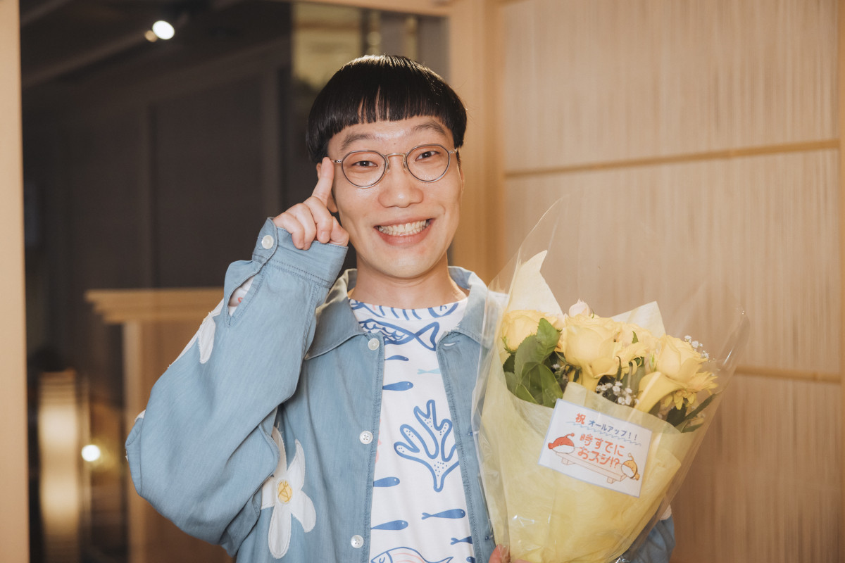 『時すでにおスシ!?』永作博美＆松山ケンイチらが笑顔でクランクアップ「かけがえのない経験になりました」