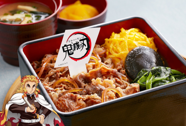 『鬼滅の刃』×「ジョイフル」限定サマーバッグ登場！　“煉獄さんの牛鍋弁当”などコラボメニューも展開