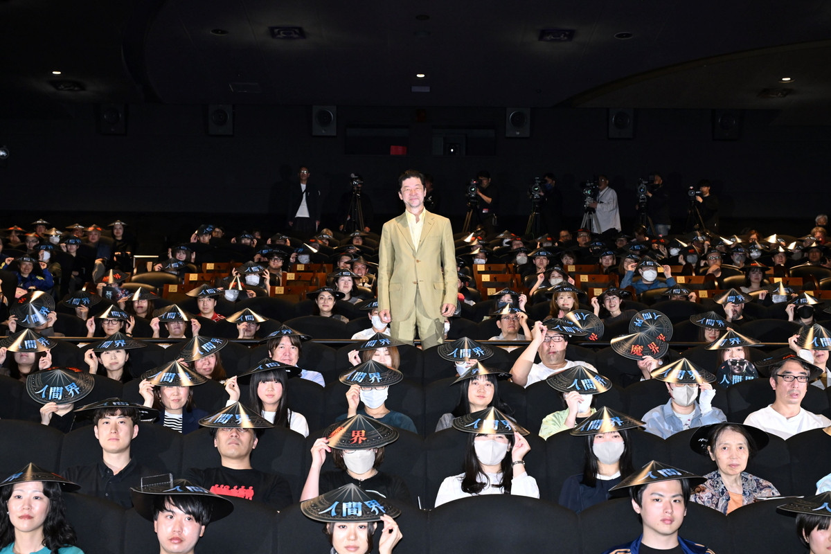 浅野忠信、真田広之のアクションを絶賛　『モータルコンバット』共演の裏側