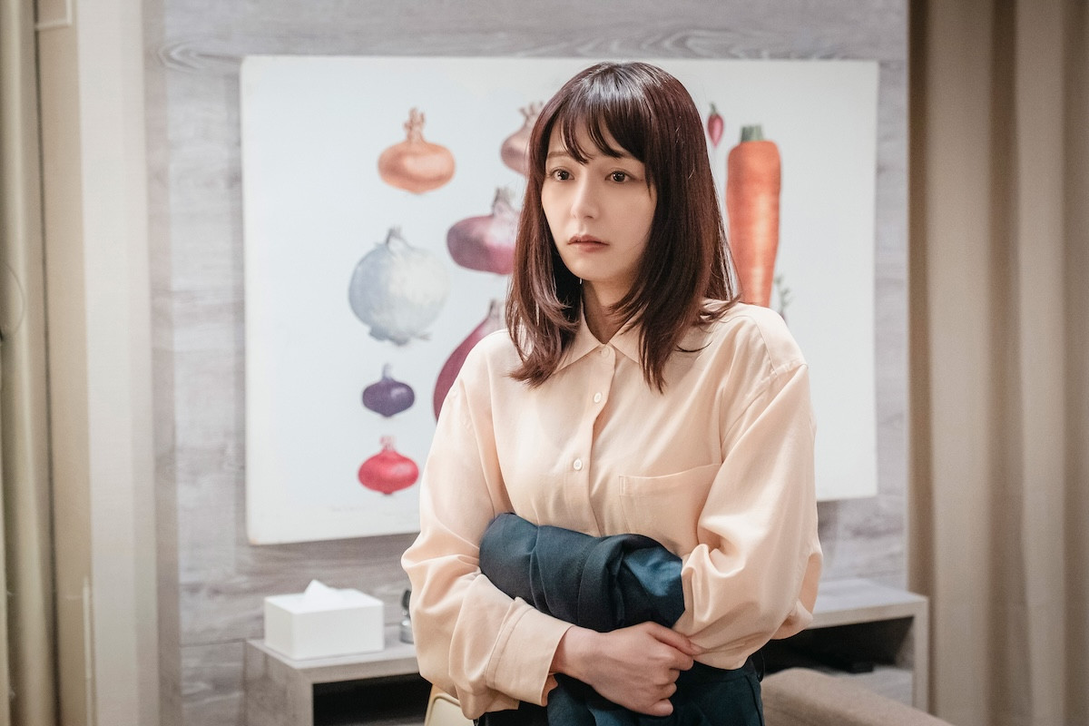 『おちたらおわり』第4話 “明日海”宇垣美里、青年との出会いを何者かに目撃される