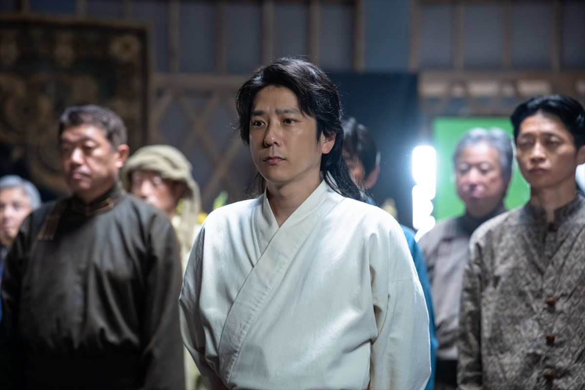『VIVANT』11話の反響に飯田和孝P「嬉しい」　撮影秘話も明かす「堺雅人さん、阿部寛さん、二人の俳優の凄さに圧倒」