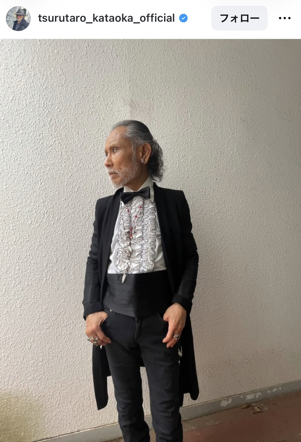 オシャレすぎる71歳・片岡鶴太郎、ハイブランド着こなす最新コーデに反響「渋い、渋すぎる」