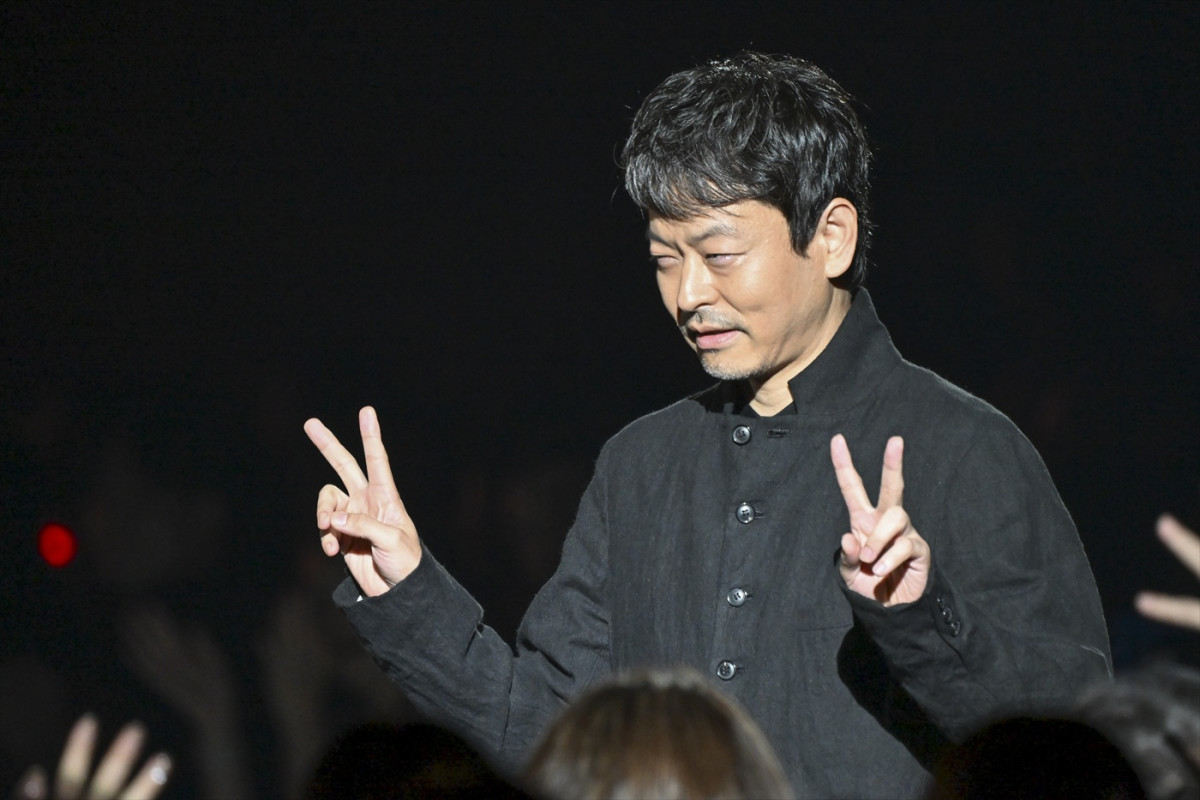 『VIVANT』キャストが豪華集結！ “野崎”阿部寛が煙に巻く？ “ノコル”二宮和也の出番は？ ギリギリの深掘りトーク＜イベントレポート＞