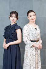 （左から）阪口珠美、檀れい