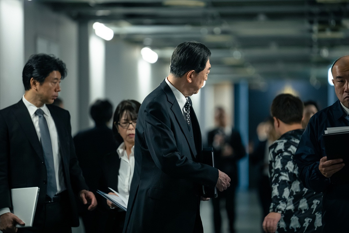 『VIVANT』“野崎”阿部寛、シンシー接触の目的判明もネット警戒「ほんとに？」「まだ裏がありそう」（ネタバレあり）