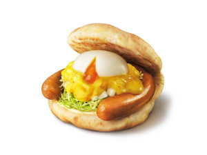 モスバーガー、新たな「月見フォカッチャ」9．9から発売！　“黄金”をテーマにさつまいもスイーツも展開中