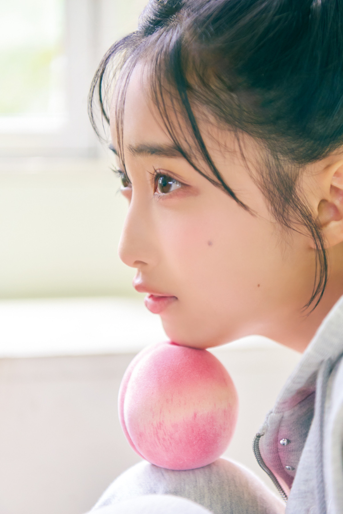 北原もも、ファースト写真集『もももてぃーん。』発売　「叶えたかった夢が全部詰まった1冊」「100億点満点です！」