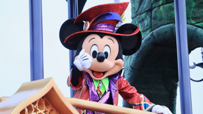東京ディズニーリゾートのハロウィーン開幕! 人気パレード無事完走しゲスト安堵「おめでとう」
