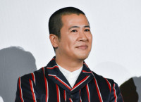 ドラマ『ポリティカルパン』舞台挨拶に出席したきょん