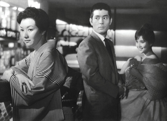 写真）成瀬巳喜男監督作『女が階段を上る時』『乱れ雲』4Kデジタルリ