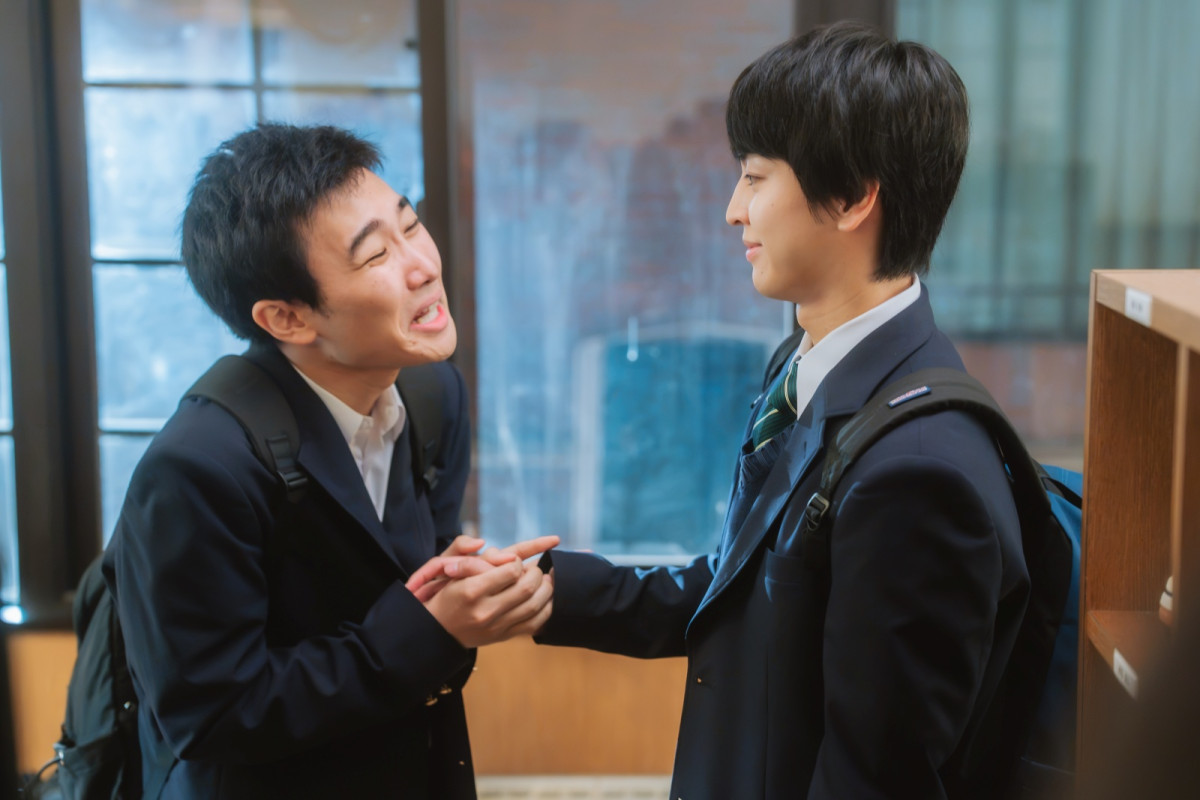 ドラマ『修学旅行２』第3話　渡会からの溺愛を浴びる日置　しかし渡会が元カノと居る姿を見てしまい…!?
