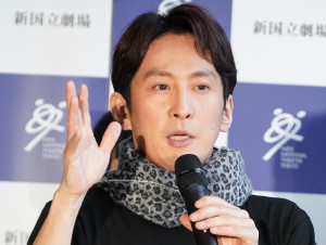 舞台『巨匠とマルガリータ』制作発表会見に登壇した成河