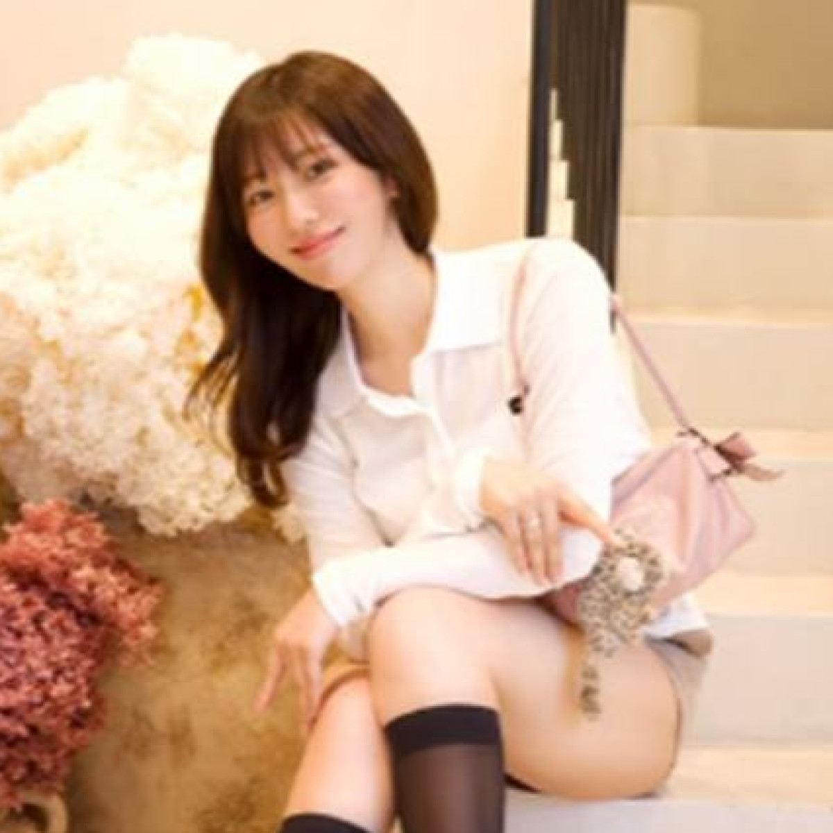 白戸ゆめの、美脚はえるショーパンショット　※「白戸ゆめの」Instagram