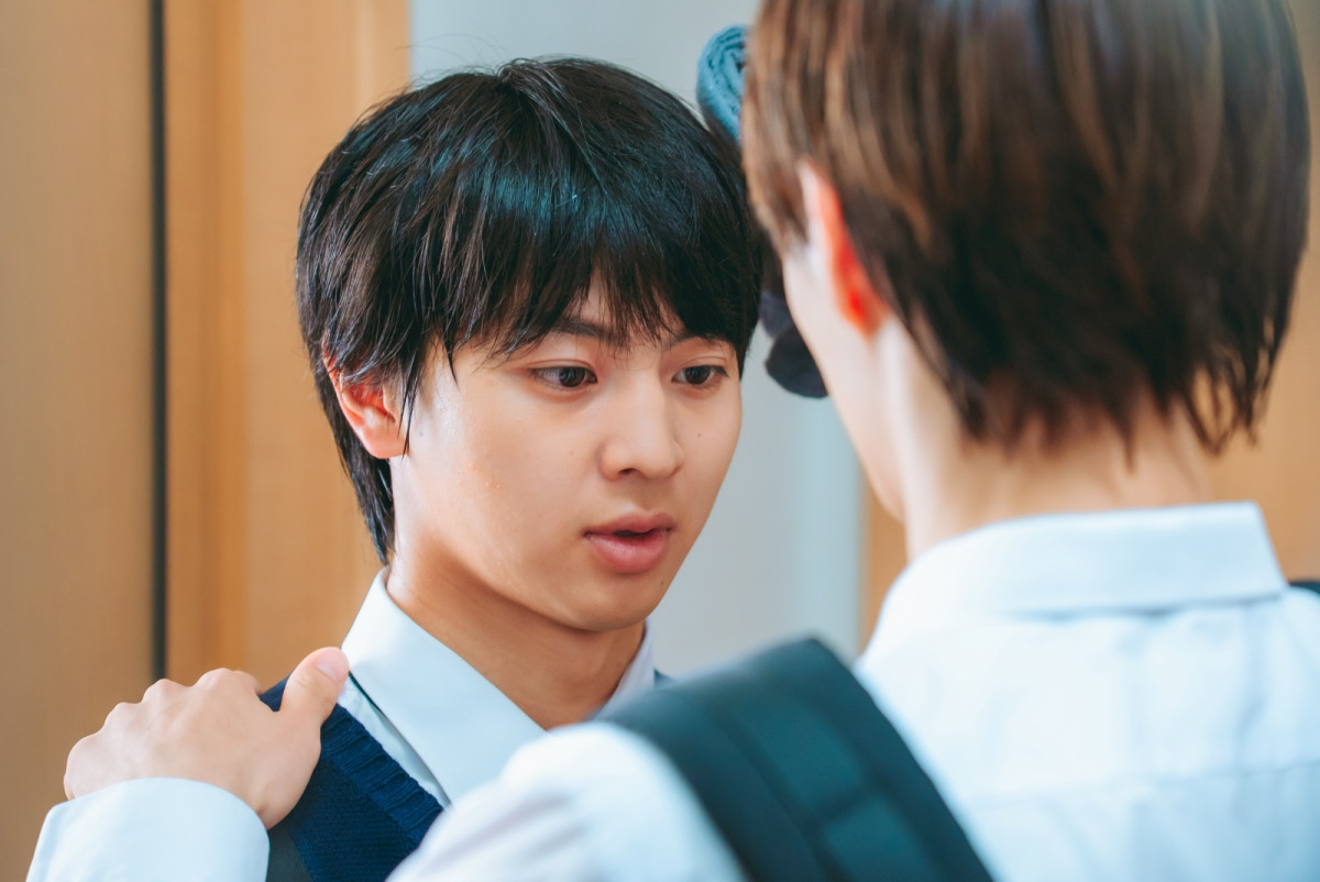 ドラマ『修学旅行２』第3話　渡会からの溺愛を浴びる日置　しかし渡会が元カノと居る姿を見てしまい…!?