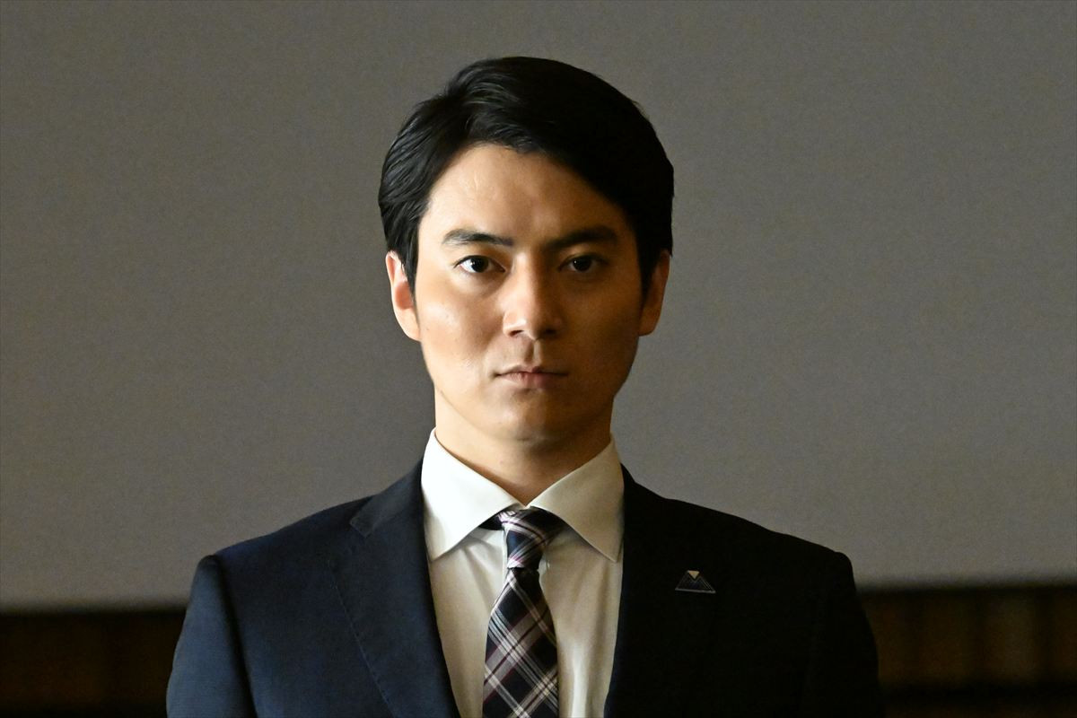 西山潤、堺雅人の“乃木力”に圧倒「お芝居がまったくブレない」『VIVANT』インタビュー
