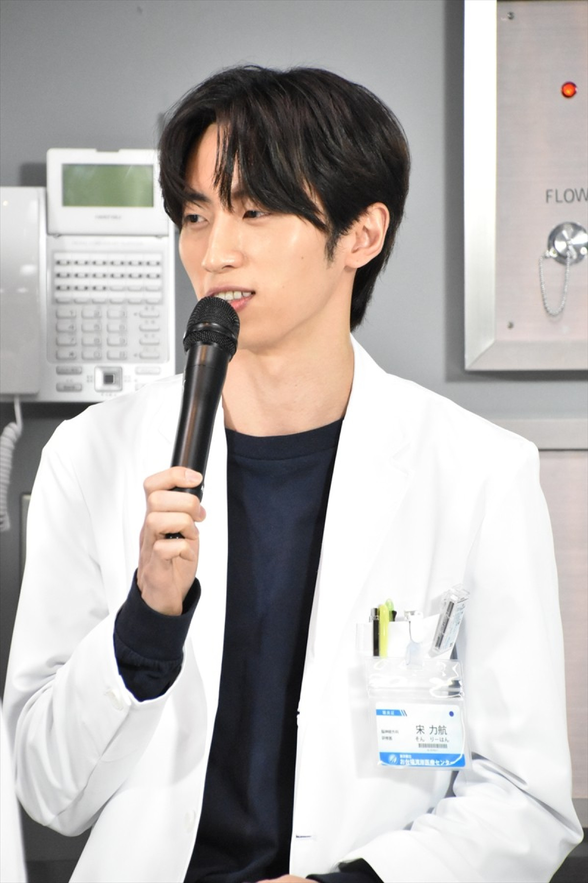 橋本環奈、撮影現場で「ずっと食べてます」　ラーメン完食シーンも「本当に全部飲んでる」