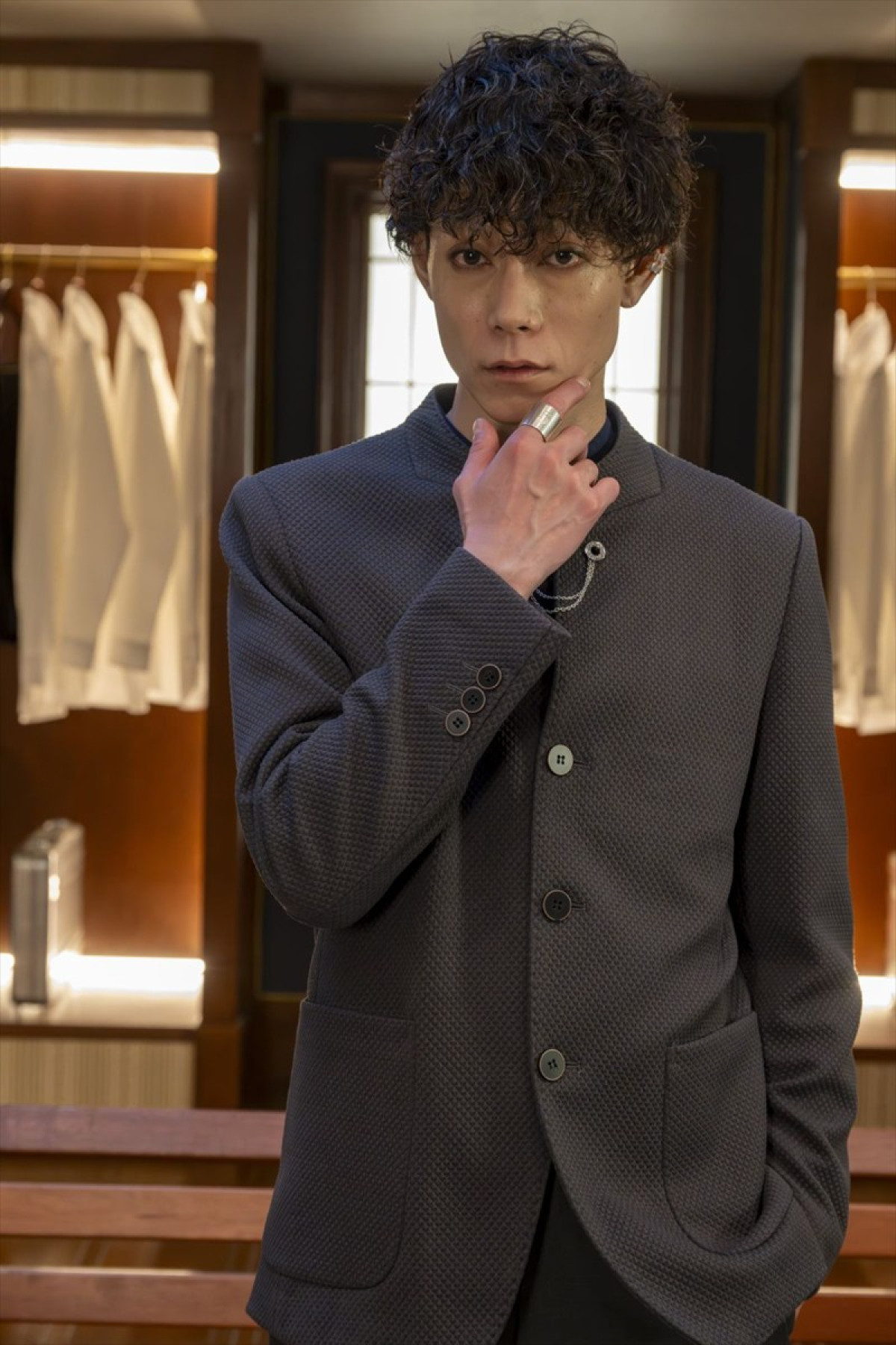 平川結月、『キングオージャー』以来の変身で『仮面ライダーゼッツ』に登場　エージェント役新キャスト3名が解禁