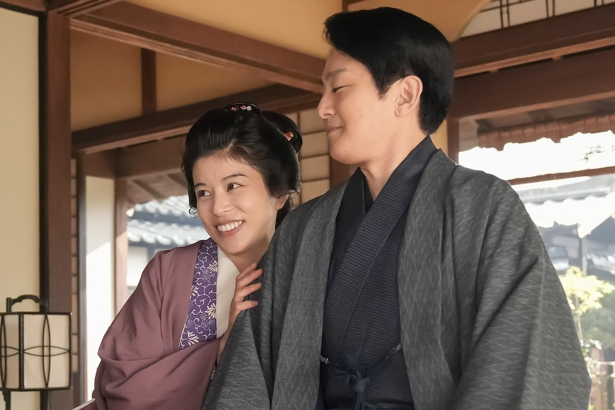 来週の『ばけばけ』落ち込む“トキ”高石あかりを励ますため“ヘブン”トミー・バストウが奮闘