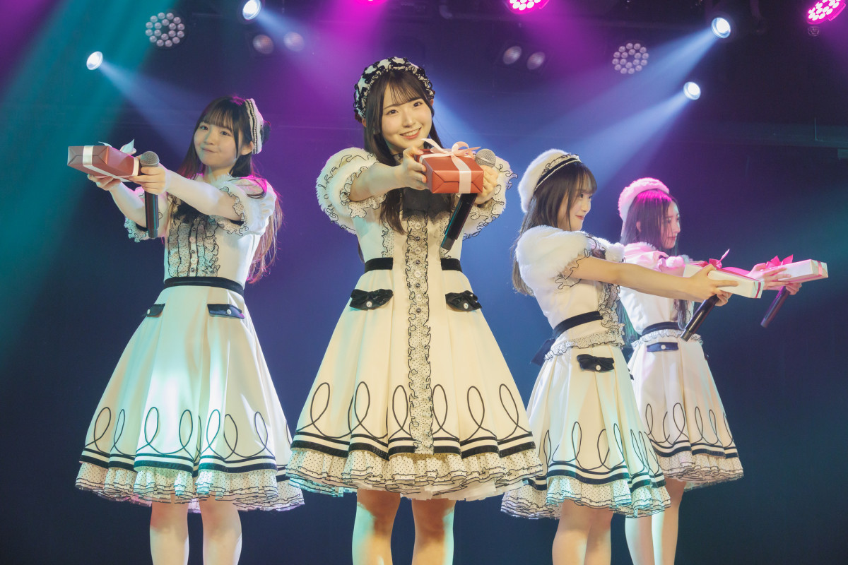 AKB48、21期研究生が劇場デビュー「大きな夢を追いかけていきたい」東京ドームへの思い語る