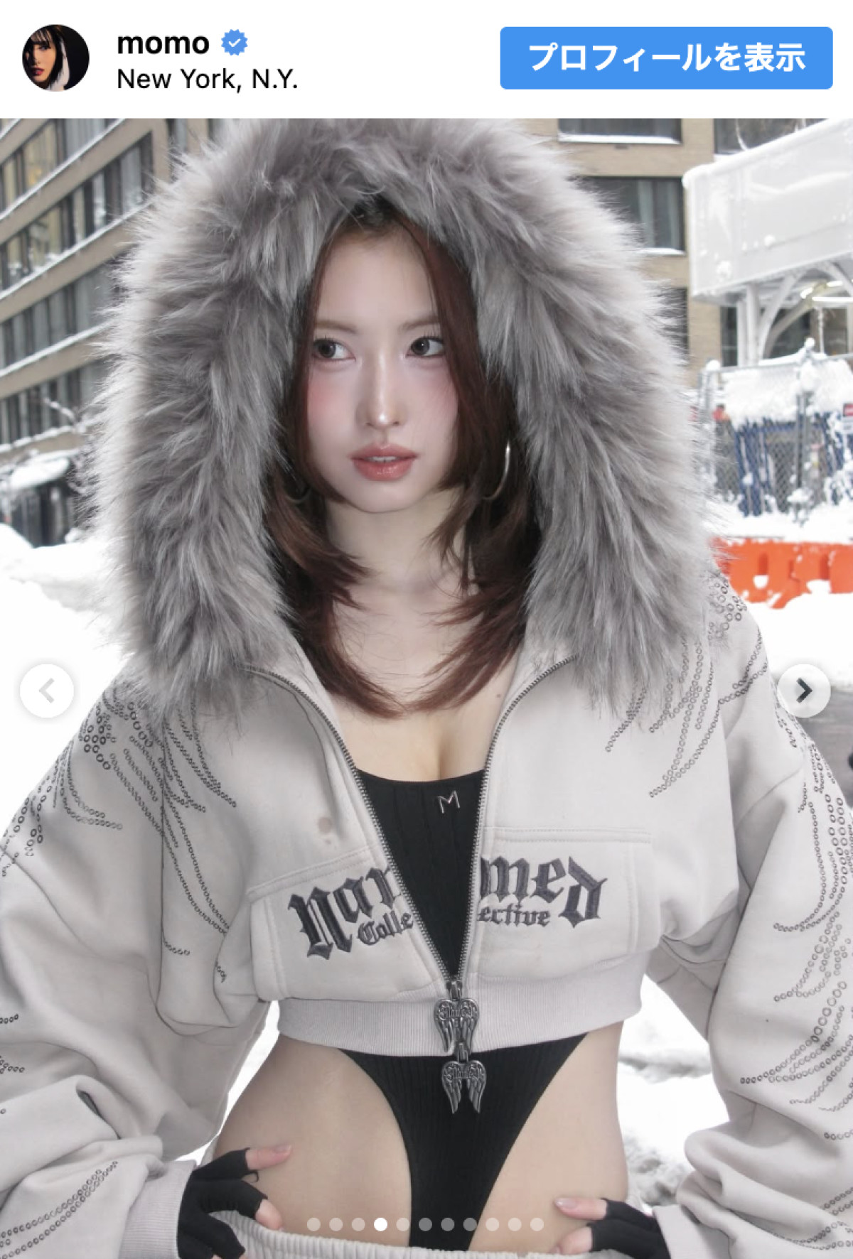 TWICE MOMO、仰天ファッションで街をかっ歩する姿に110万件超の「いいね！」