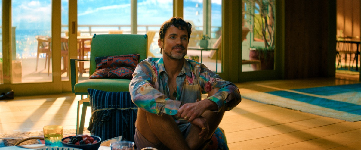 キアヌ・リーブス主演、キャメロン・ディアスら共演のダークコメディー『アウトカム』、Apple TVで4.10配信開始！