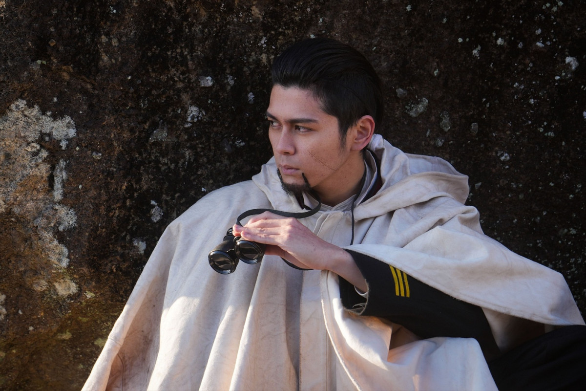 『ゴールデンカムイ 網走監獄襲撃編』山崎賢人ら22人のキャラ場面写真解禁　ビジュアルブック発売決定