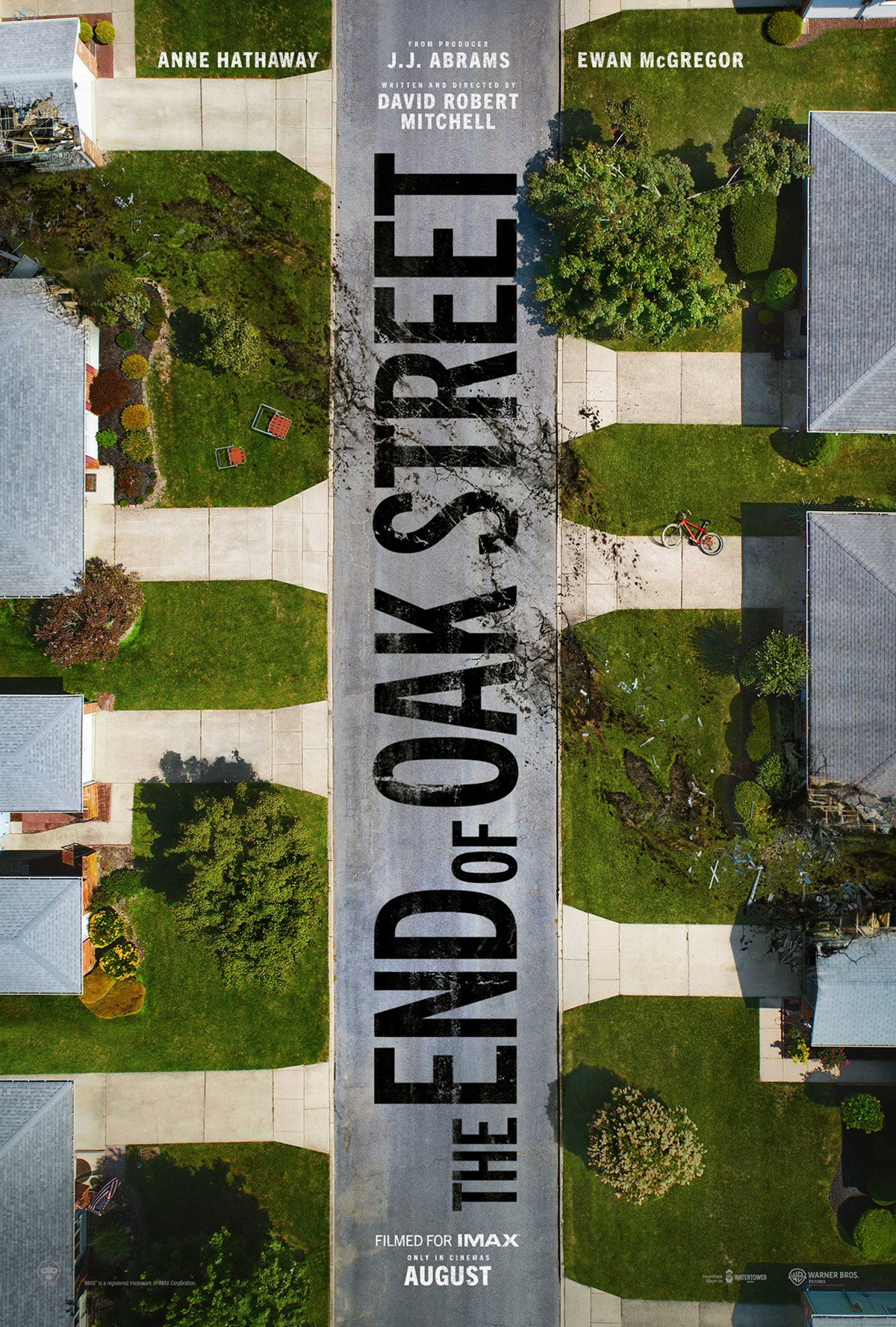 映画『オークストリートの異変』本国版ティザーポスタービジュアル