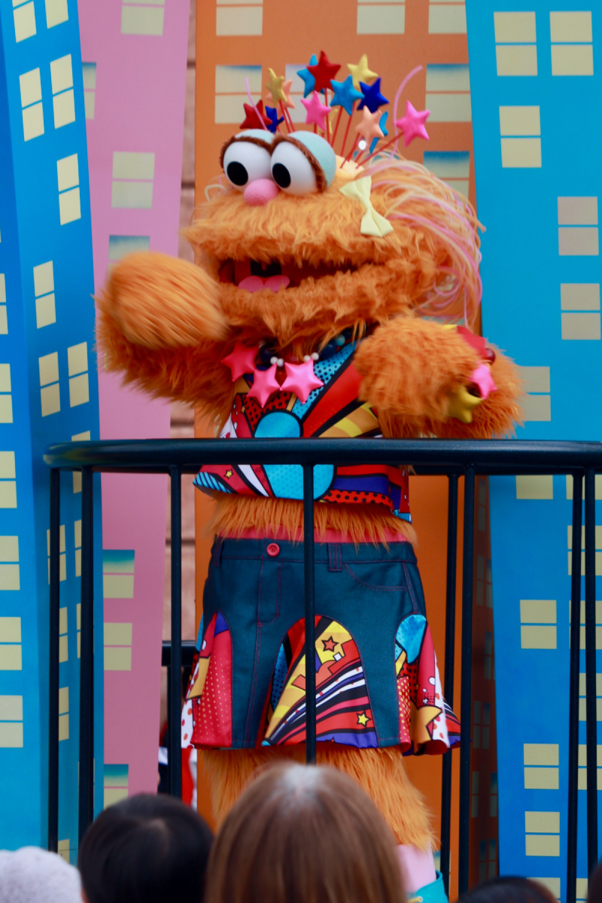 20260302_ユニバーサル・スタジオ・ジャパン「NO LIMIT！ パレード ～Discover U!!! バージョン～」の様子