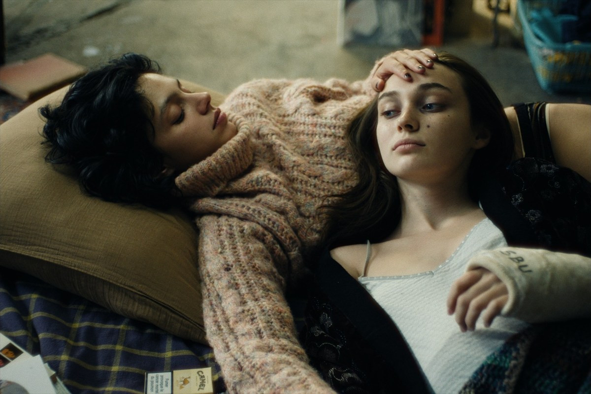 「ウクライナは売春宿ではない」衝撃シーンも　『裸の革命家・オクサナ』予告＆ポスター解禁