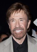 チャック・ノリスさん死去、86歳　スタローン＆シュワルツェネッガーらが追悼