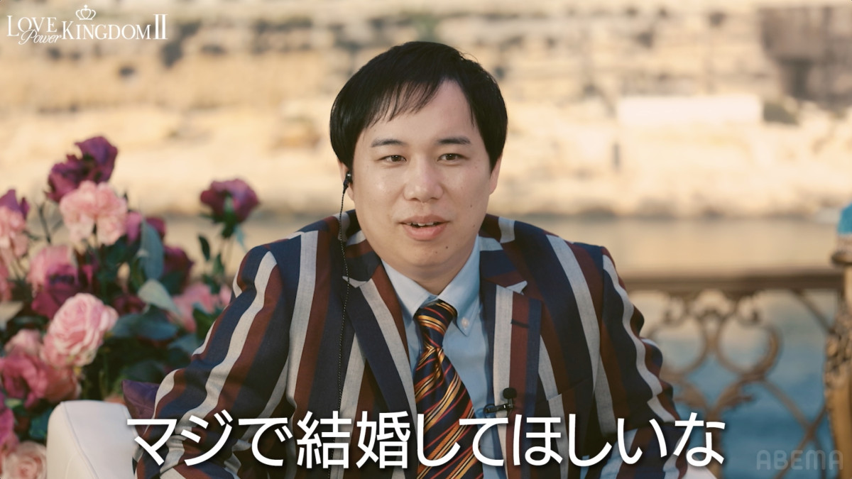 元AKB48美女がバスタブで何度も濃厚キス　イケメン格闘家との恋が成就！