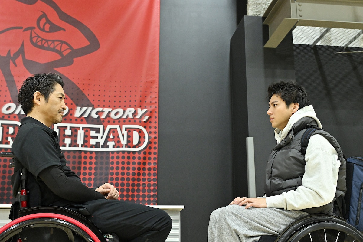 『ＧＩＦＴ』第3話 “伍鉄”堤真一、まさかのブルズ解散宣言!?　シャークの練習にも乱入