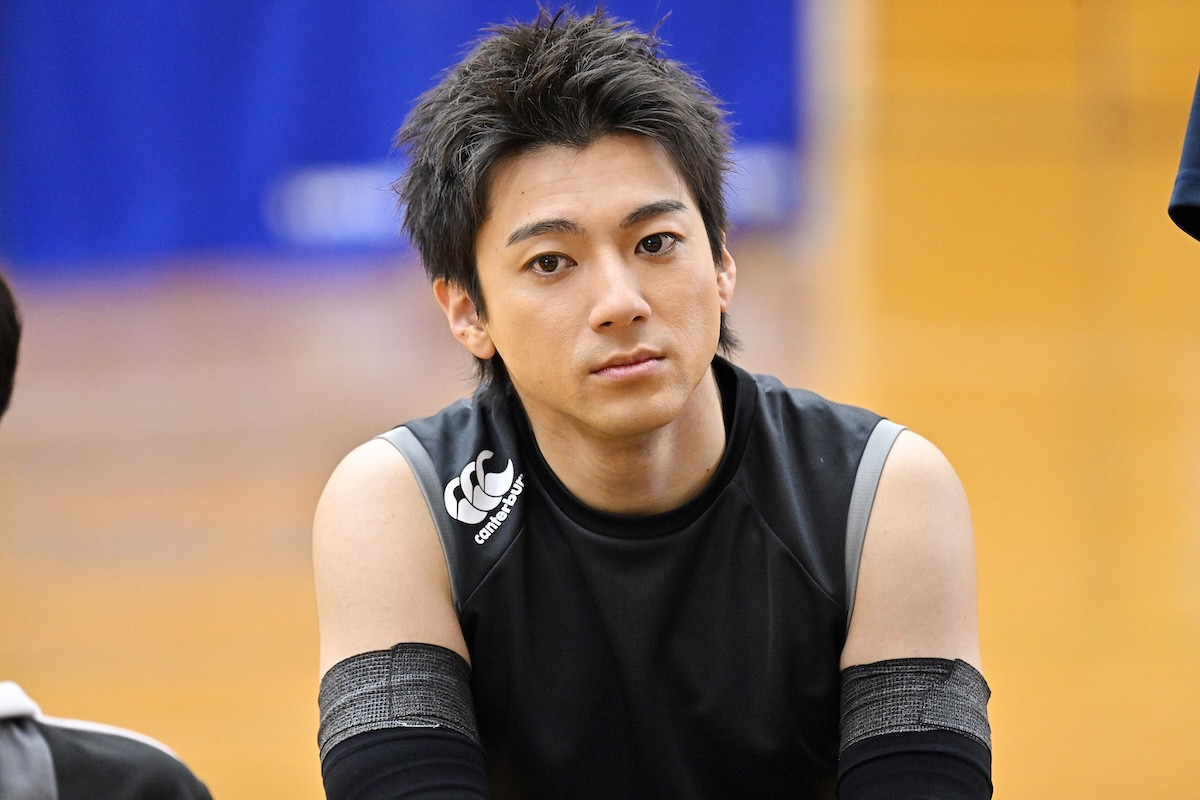 『ＧＩＦＴ』第3話 “伍鉄”堤真一、まさかのブルズ解散宣言!?　シャークの練習にも乱入