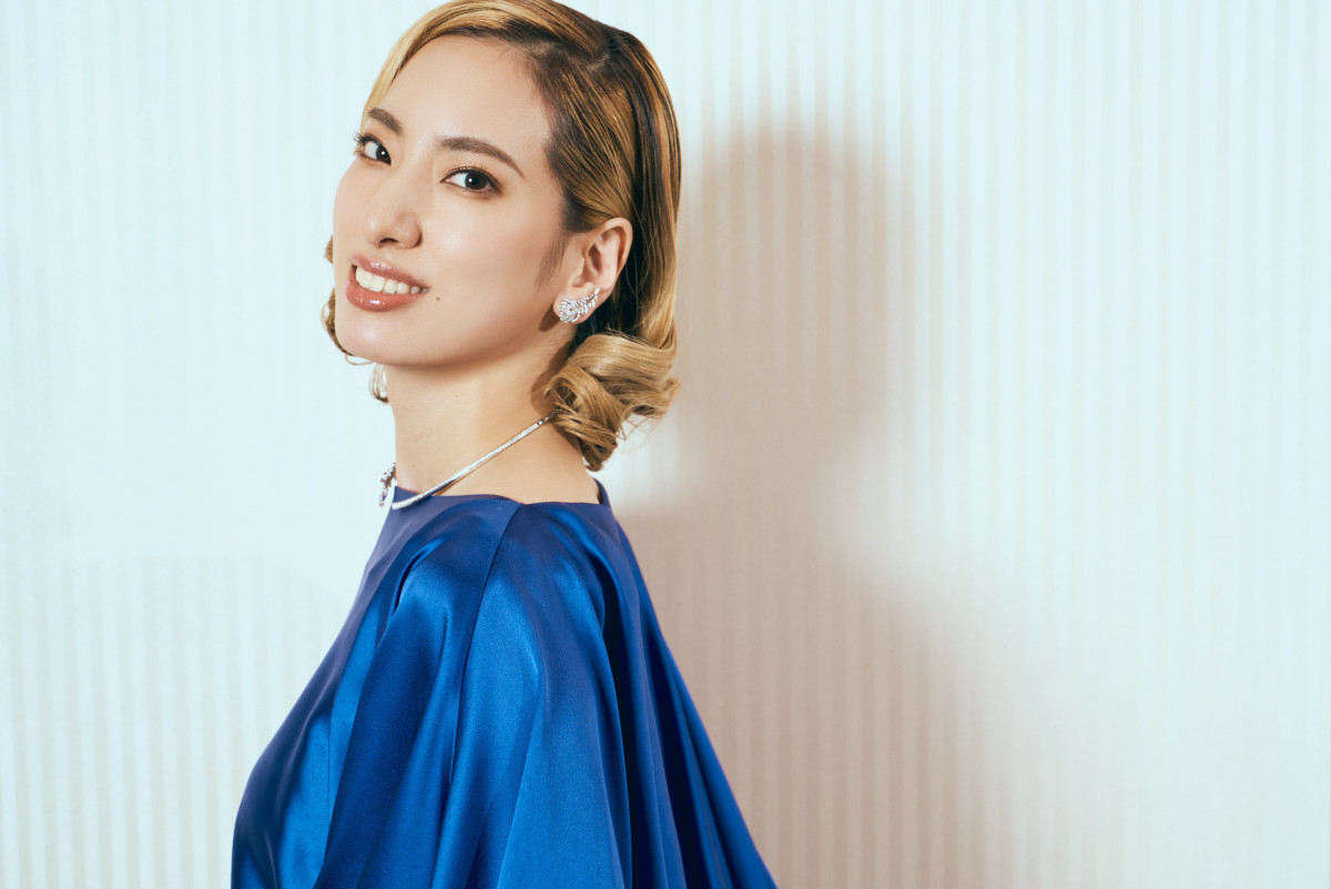 柚香光、宝塚退団から2年 幅広い役どころにチャレンジ「新たな一面に気付くのが面白い」